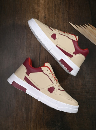 Men Cream-Coloured & Red Colourblocked Sneakers